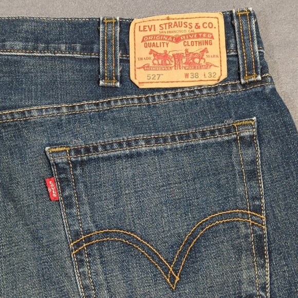 Levi's Jeans Men's 38x32 Blue 527 Slim Fit Boot Cut Denim - Picture 1 of 13